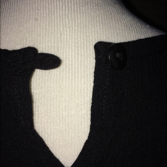 Essay By Sharon Anthony Black Short Sleeve Blouse - Picture 6 of 8